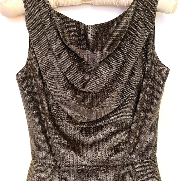 1950s - 1960s gorgeous gold lurex metallic dress! - Picture 5 of 9